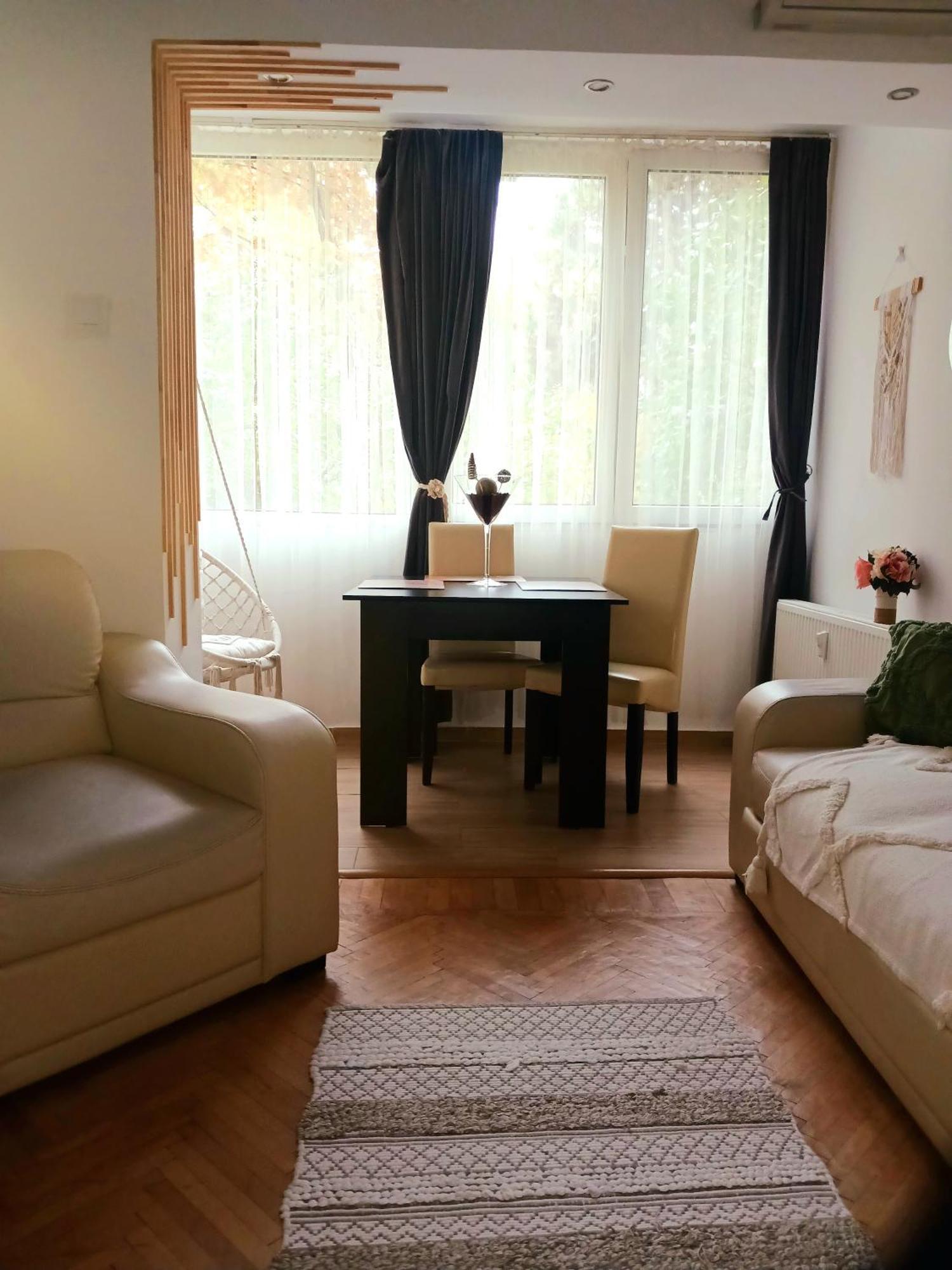 The House In The Park Bucharest Apartment Exterior photo